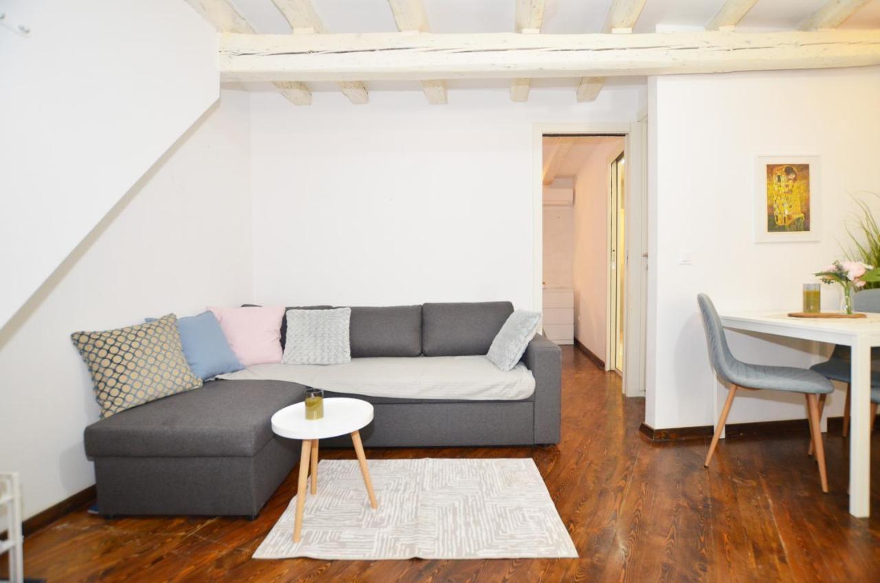 Pisinium Apartment Ровінь Екстер'єр фото